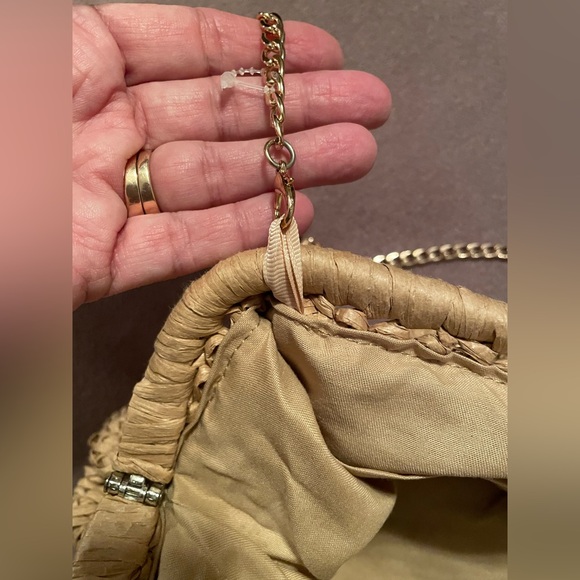Steve Madden Woven Tan Bag with Gold Chain
NWOT - Picture 11 of 16